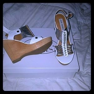 White Platform sandal